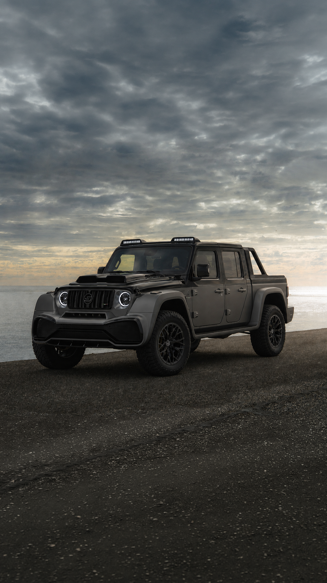 Stradale Xtrema vehicles on a beach